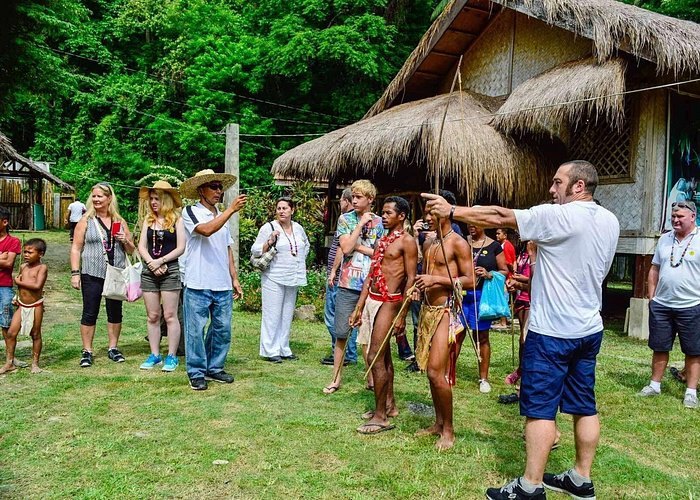 Puerto Princesa: Trek to Batak Tribe Village